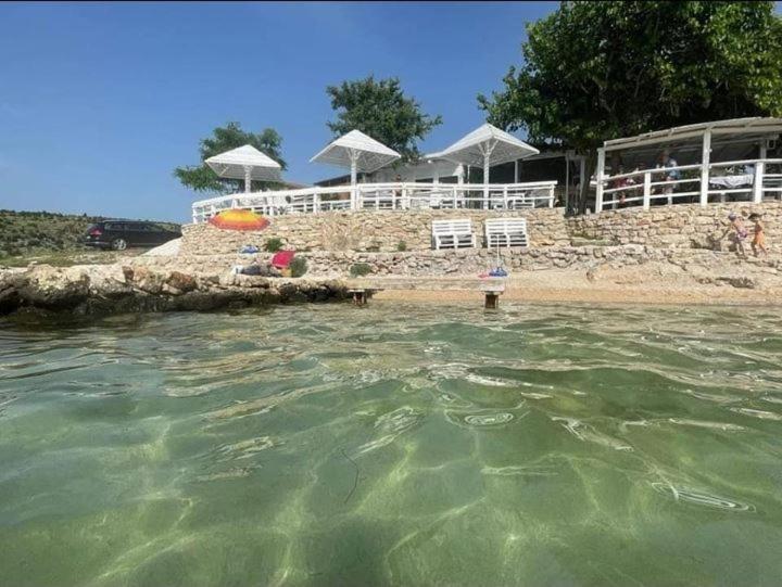 Apartmani Ana - Meka Draga โอเบรอควาซ ภายนอก รูปภาพ