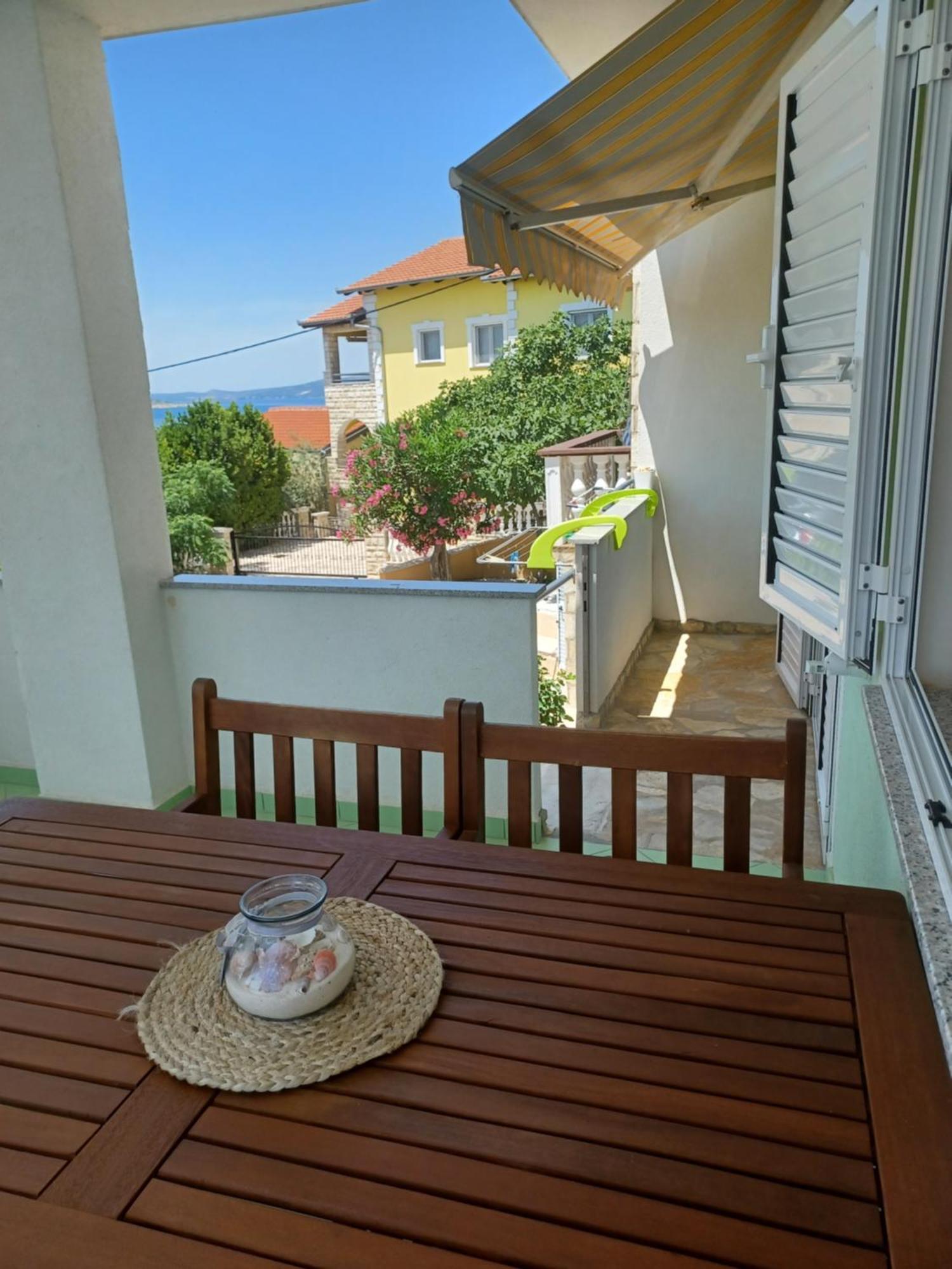 Apartmani Ana - Meka Draga โอเบรอควาซ ภายนอก รูปภาพ