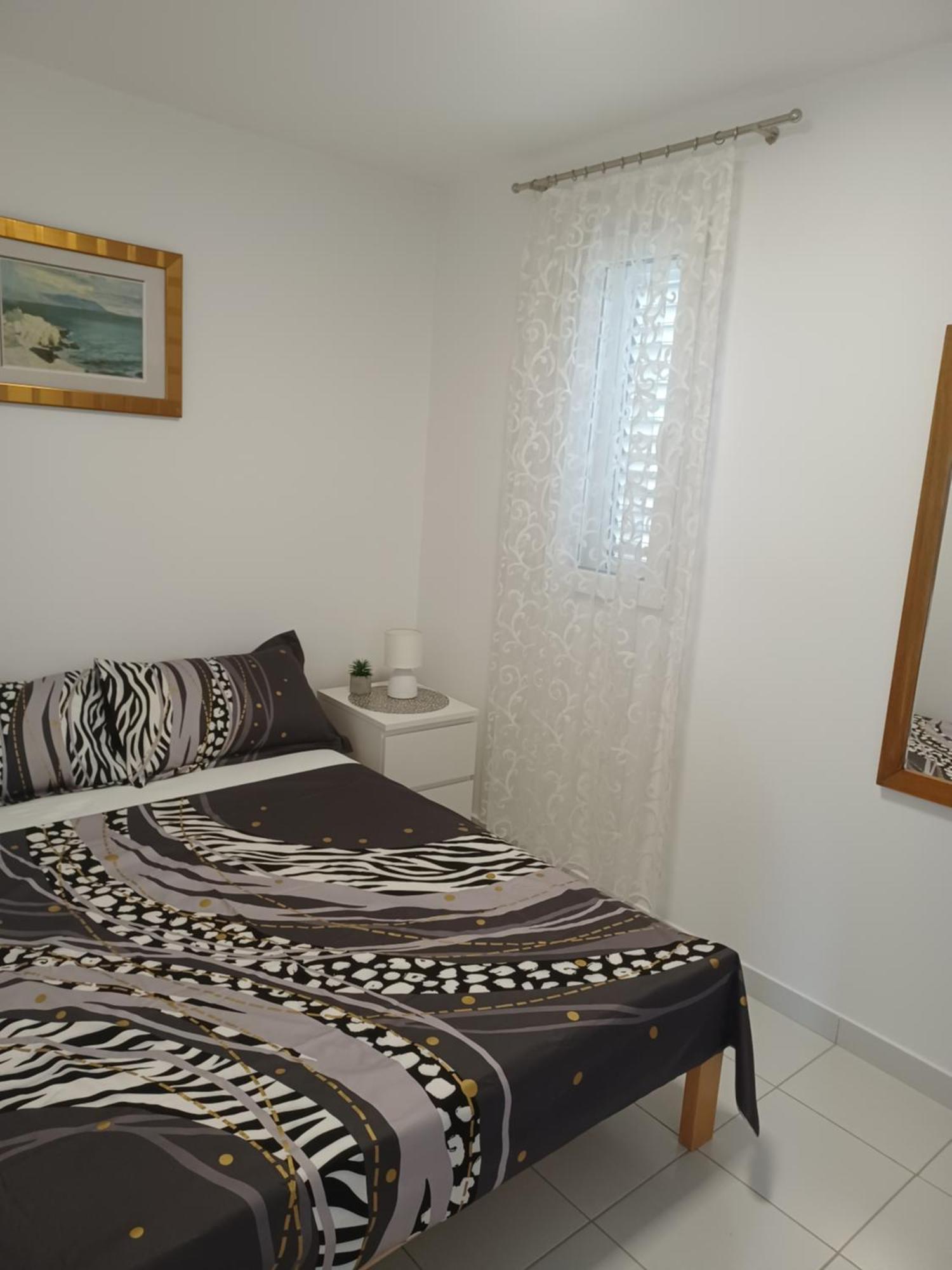 Apartmani Ana - Meka Draga โอเบรอควาซ ภายนอก รูปภาพ